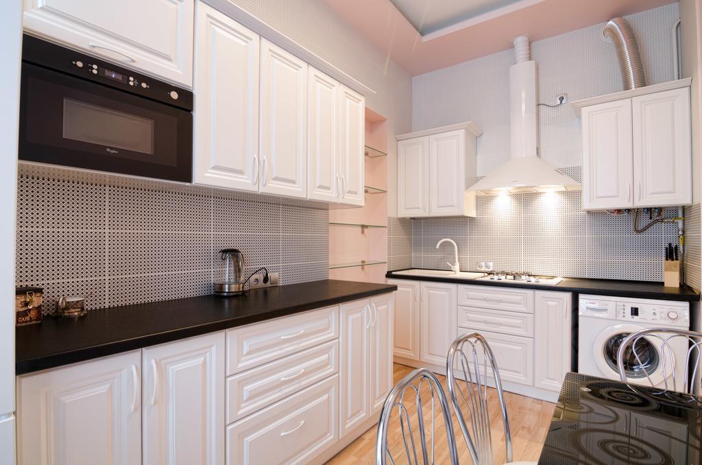 Leogrand Apartments On Doroshenka 34 Lviv Exterior foto